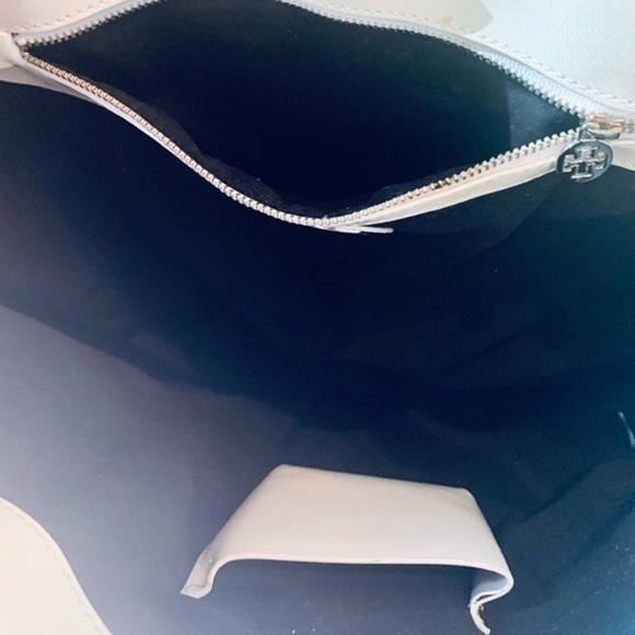 ✨🖤 Tory Burch Black and Cream Patent Leather Tote Bag Bookbag ✨🖤✨ - Picture 5 of 9